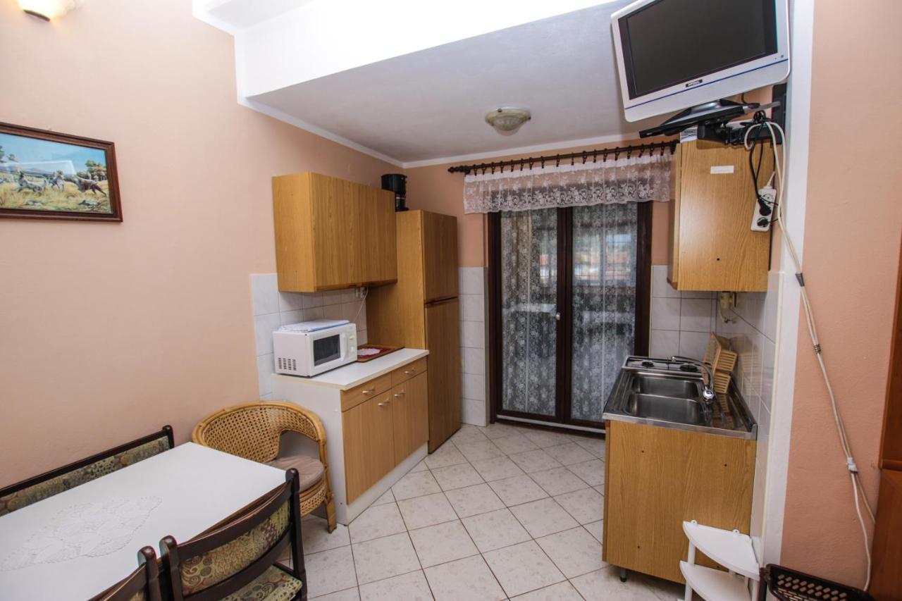 Apartments Dario Porec Luaran gambar